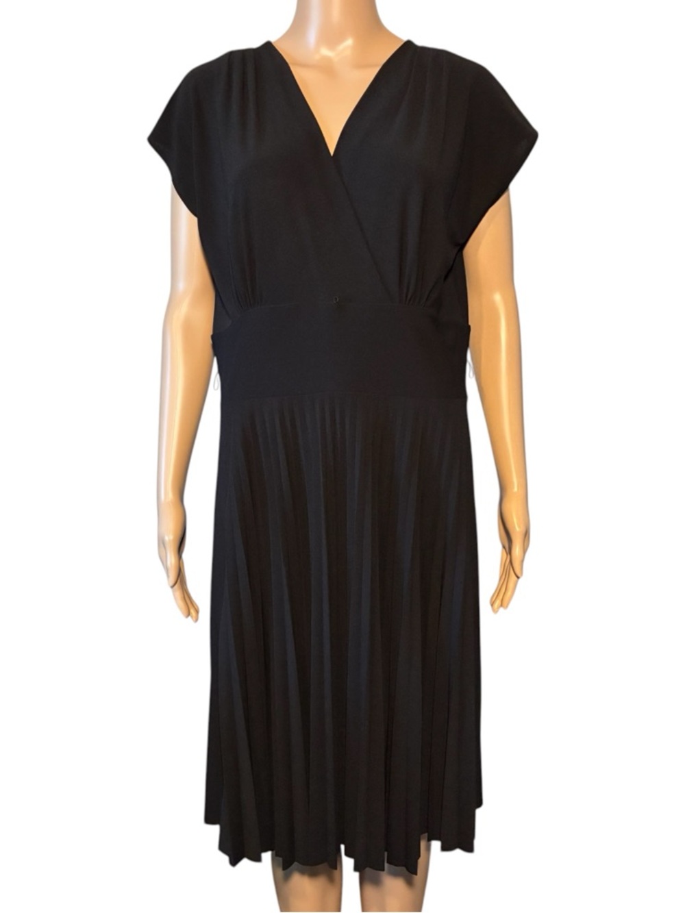 Alfani Women's Dress Size L Black Pleated A-Line Pullover Midi Short Cap Sleeve